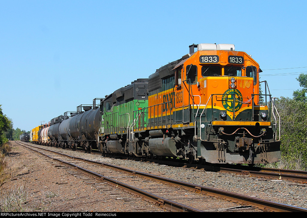 BNSF 1833